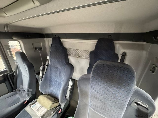 Camión con caja móvil MAN 18.350 TGA BDF L-Haus 5-Sitzer 261TKM