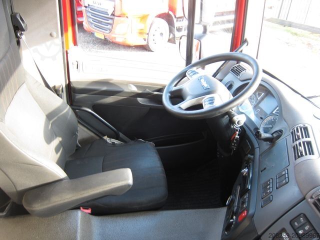 Flaklastbil med kapell DAF CF 230 19T Schiebeplane LBW Portalturen