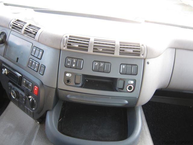 Flaklastbil med kapell DAF CF 230 19T Schiebeplane LBW Portalturen