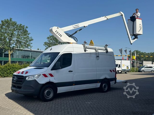 Plate-forme de levage Mercedes-Benz Sprinter 314 CDI 513 draaiuren!