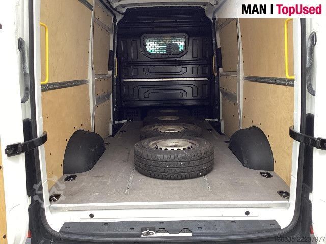 Hög tak skåpbil MAN TGE 3.180 4X4 SB