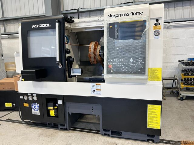 Centro de torneamento e fresagem CNC Nakamura AS200 MYL