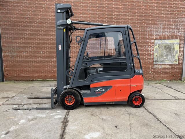 Elektrische vorkheftruck met 4 wielen Linde E25L-01