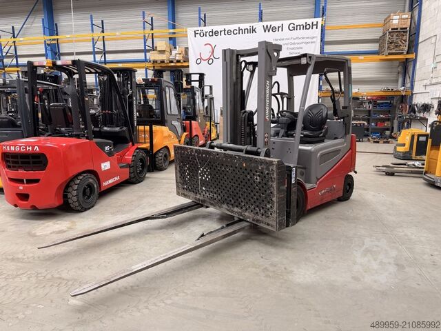 Elektrische vorkheftruck met 4 wielen Jungheinrich EFG 425k