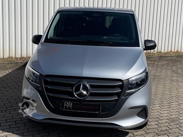 Minibus MERCEDES-BENZ Vito 119 Tourer PRO 4x4 lang STANDHZ AHK PDC KAM