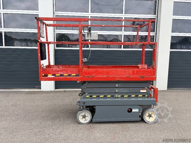 Makaslı kaldırma SkyJack SJ3219  7,80m Scherenarbeitsbühne