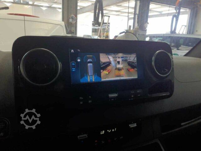 Furgoneta Mercedes-Benz Sprinter 317 CDI,L2H2,Automatik,Kamera,Navi