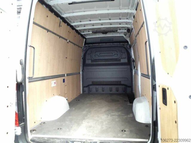Furgoneta Mercedes-Benz Sprinter 317 CDI,L2H2,Automatik,Kamera,Navi