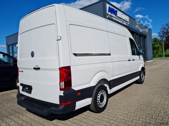 Fourgon tôlé VW Crafter 35 Kasten MR Holzladeboden TEMPOMAT PDC