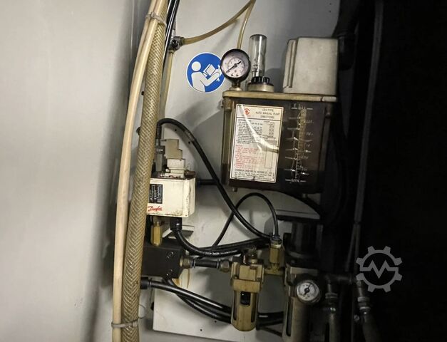 Κέντρο κατεργασίας Hurco VMX30 3-Axis Machining Center