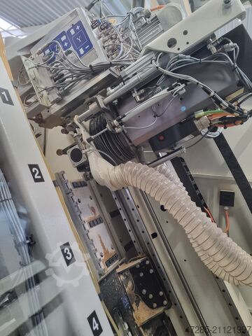 Verticale cnc met terugloop SCM Morbidelli CX110