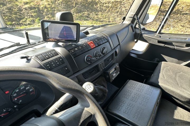 Caminhão frigorífico Iveco 120E28 TKK Carrier/ Swiss-Vehicle