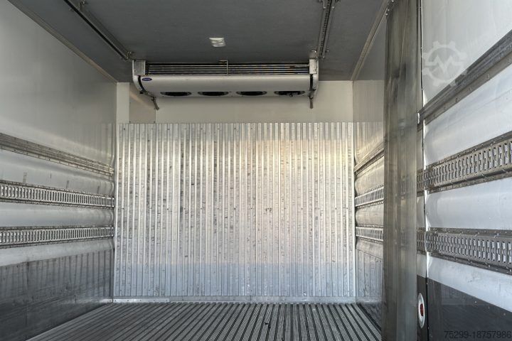 Caminhão frigorífico Iveco 120E28 TKK Carrier/ Swiss-Vehicle