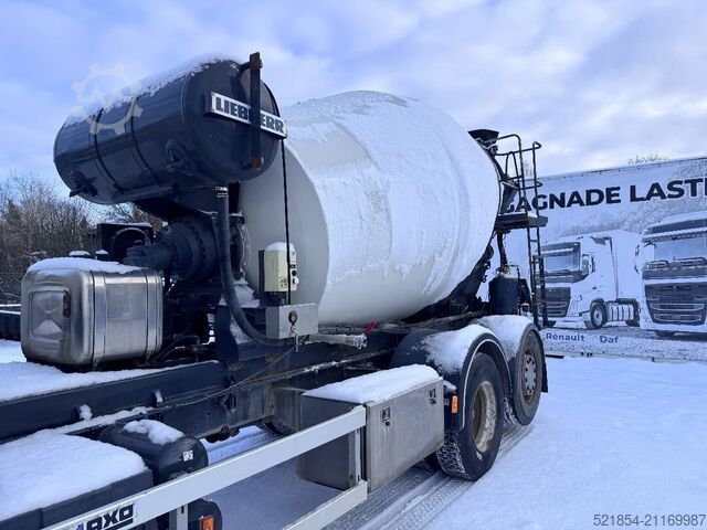 Blender Scania P380 6x2*4, Mixer LIEBHERR 7m3 + 9m Half-pipe, ...