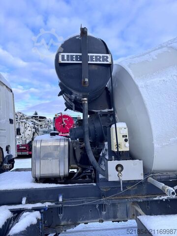 Blender Scania P380 6x2*4, Mixer LIEBHERR 7m3 + 9m Half-pipe, ...