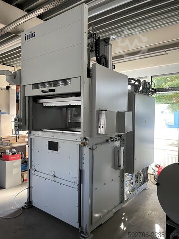 Termoformningsmaskin Illig UA 100g