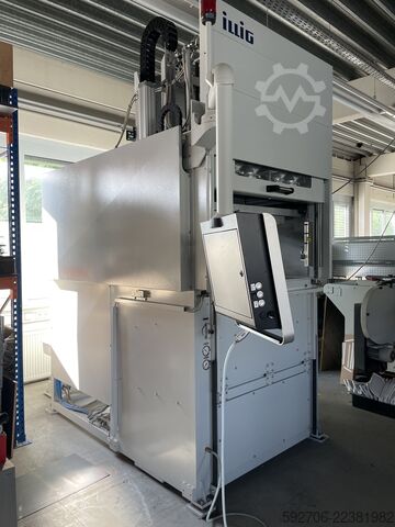 Termoformningsmaskin Illig UA 100g