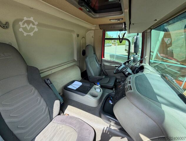 Samochód ciężarowy typu furgon DAF CF 75.310 EURO 5 FT BURGERS BOX TAIL LIFT AIRCO