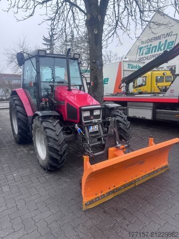 Tractor AGCO MASSEY FERGUSON 6140A, Frontlader, Schneeschild, 40Km/h
