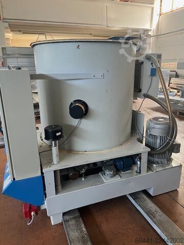 BRICHETTATRICE  KG./h  140 CO.MAT.FER DIN 140 N