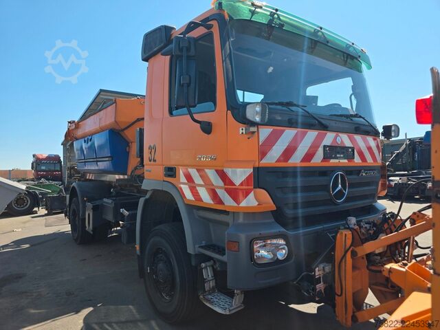 Altro MERCEDES-BENZ Actros 2036 / 4x4 Allrad / kommunal Winterdienst