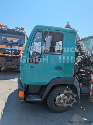 Camion ribaltabile trilaterale MAN 8-174 / Hiab 045 Kran / Kipper Meiler