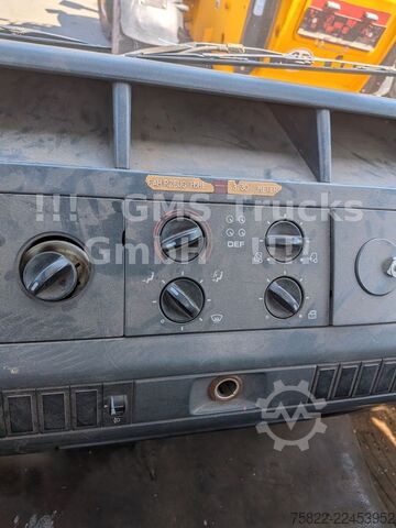 Camion ribaltabile trilaterale MAN 8-174 / Hiab 045 Kran / Kipper Meiler