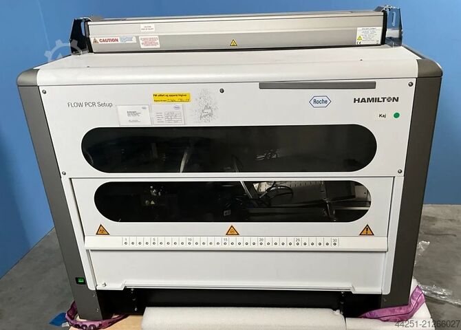 Estación de trabajo con robot de sobremesa Hamilton FLOW PCR Setup