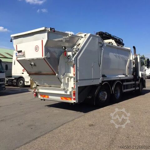 Camión de la basura DAF CF 75 250 FAN + Geesink garbage + Krane HIAB 195