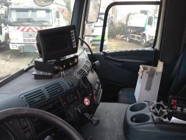 Camión de la basura DAF CF 75 250 FAN + Geesink garbage + Krane HIAB 195