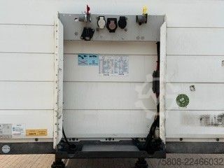 Kofferauflieger SCHMITZ CARGOBULL SKO 24 / 13,62 FP25 Iso Alufelgen Lift