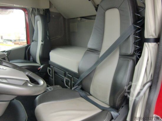 Special purpose truck VOLVO FH 500 8X4*4 EURO 6, RETARDER, TIERKöRPERTRANSPORT VOLL LUFT