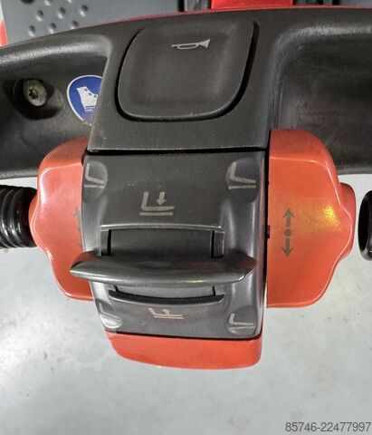 L 12 AC  ( 1170 )  - Tilting Forks * DEMO !! LINDE L 12 AC ( 1170 )  - Tilting Forks * DEMO !!