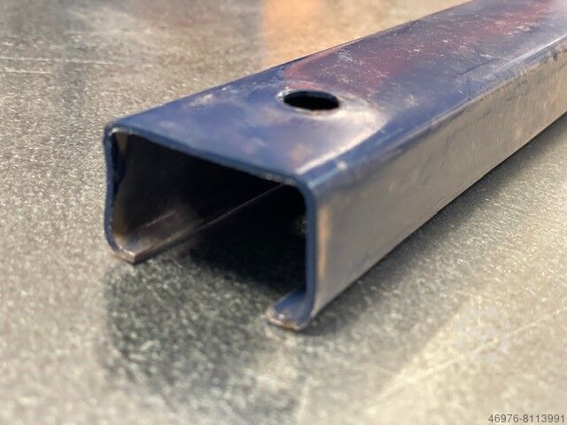 Příhradová vzpěra příhradová f. paletový regál Mecalux / Länge: 851 mm / C40x25x8mm / Maß Mitte-Mitte-Bohrloch 795 mm / blau