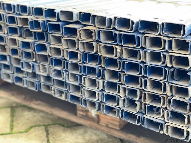 Příhradová vzpěra příhradová f. paletový regál Mecalux / Länge: 851 mm / C40x25x8mm / Maß Mitte-Mitte-Bohrloch 795 mm / blau