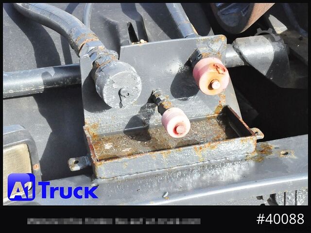 Kampós konténerszállító teherautó VOLVO FM 400 8X4R Multilift Automatik