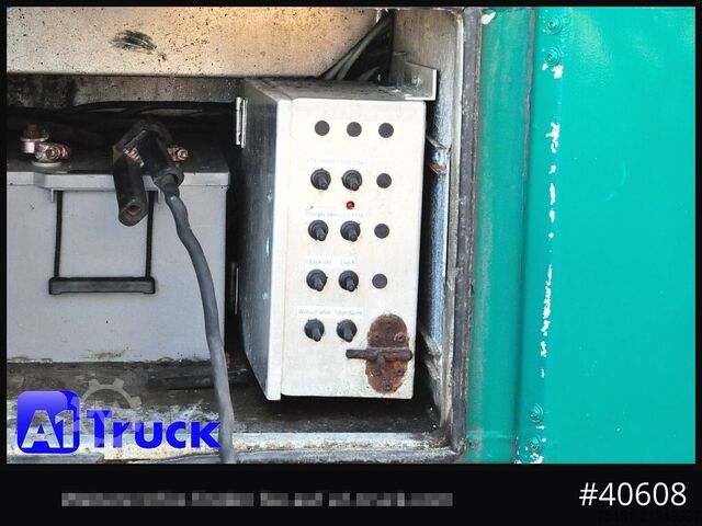 Állatszállító pótkocsi MENKE Stehmann 3 achs, Hubdach, durchlader, Lift