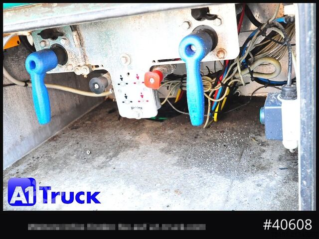 Állatszállító pótkocsi MENKE Stehmann 3 achs, Hubdach, durchlader, Lift