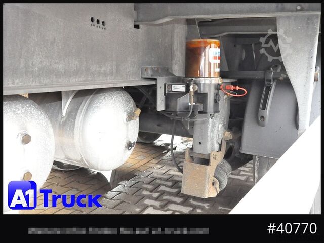 Hűtő félpótkocsi SCHMITZ Wüllhorst Vector 1950  560h !! Lenkachse Rolltor,