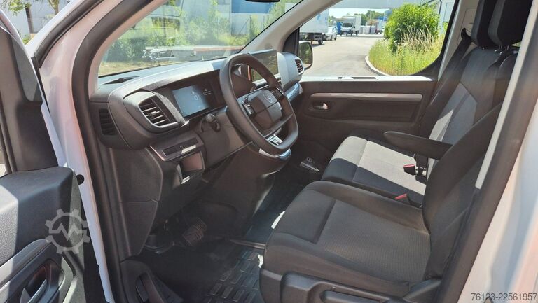 Minibus Citroën SpaceTourer Opel Zafira Plus M 9 Sitzer
