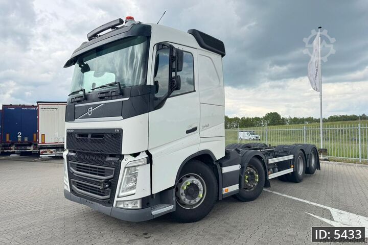 Chassis met cabine Volvo FH 540 Globetrotter, Euro 6, / 8x4 / ADR / Stee...