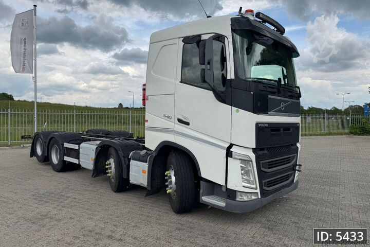 Chassis met cabine Volvo FH 540 Globetrotter, Euro 6, / 8x4 / ADR / Stee...
