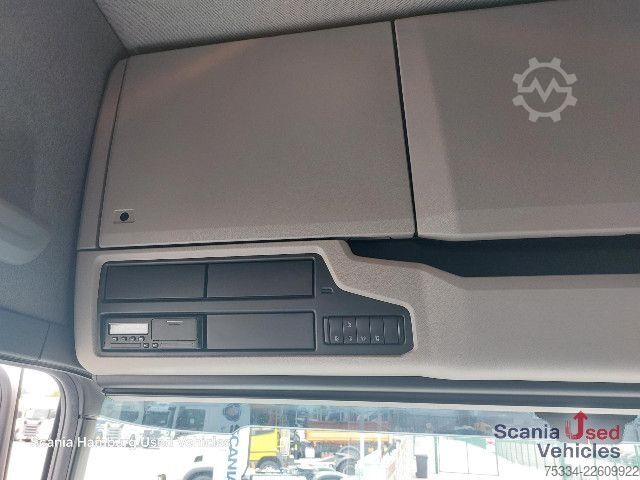 Standardni tegljač Scania R 460 A4x2NA