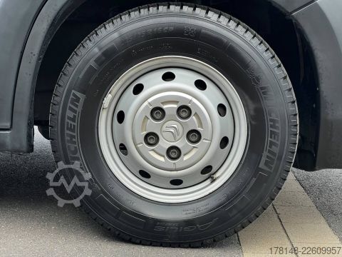 Husbil Pössl D-Line Roadcruiser XL