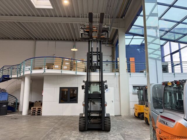 Elektrisk 4 -hjulet gaffeltruck Still RX 60-50-600 / 725 Std. / NEUWERTIG