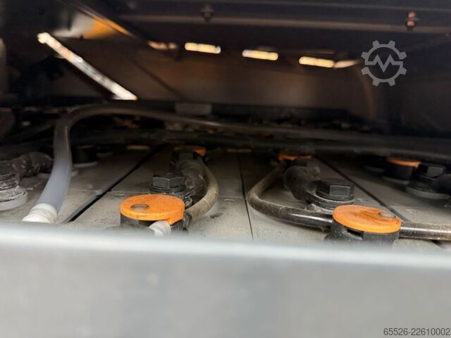 Elektrisk 4 -hjulet gaffeltruck Still RX 60-50-600 / 725 Std. / NEUWERTIG