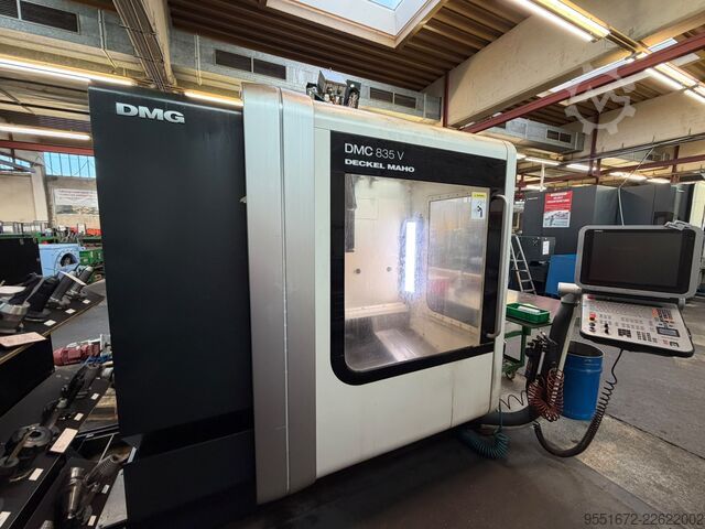 Verticale bewerkingscentrum DMG DMC 835