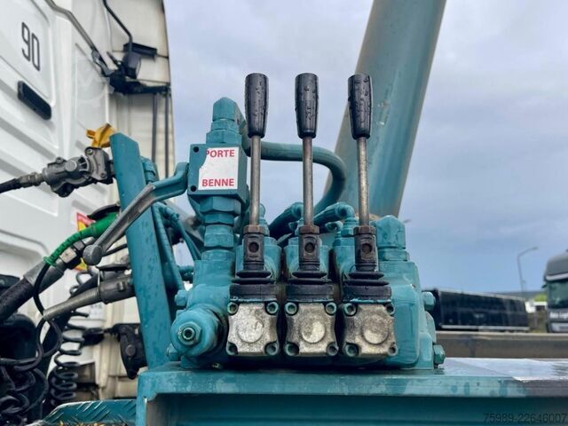 Kipper Trouillet SOCARI 69 m3 left side opens, self pump tyres, etc