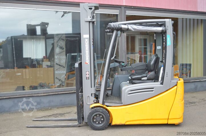 3 tekerlekli forklift Jungheinrich EFG 220