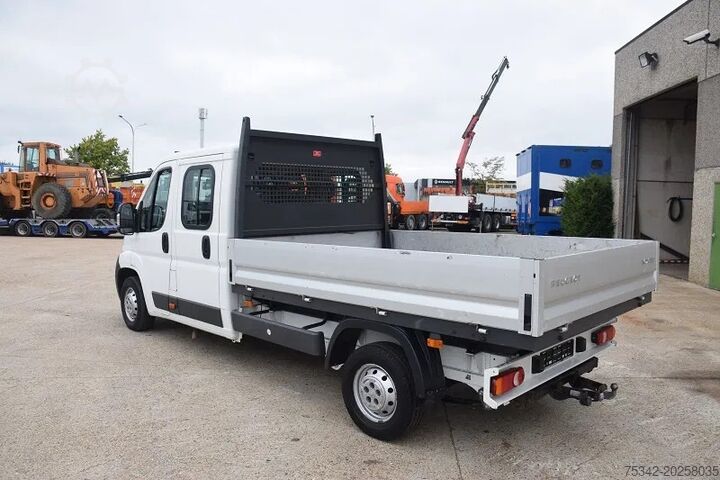 Platform van çift kabin Peugeot Boxer 2.2 L -130 pk -